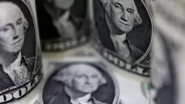 الابتعاد عن الدولار.. تحركات لكسر هيمنة العملة الأميركية