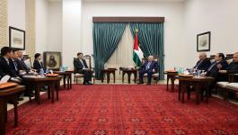 تفاصيل لقاء الرئيس عباس بالمبعوث الصيني الخاص لعملية السلام في الشرق الأوسط.jpg