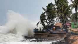 إجلاء سكان جزيرة غوام الأمريكية تحسّباً لوصول إعصار عملاق.jpg