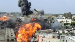 شاهد: لحظة تدمير طائرات الاحتلال منزلاً في حي الزيتون شرق غزّة