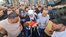 جثمان الشهيد الطفل حمد التميمي يصل مجمع فلسطين الطبي