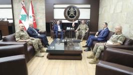 السفير دبور مع قائد الجيش اللبناني