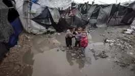 غرق الخيام في غزة بسب الأمطار