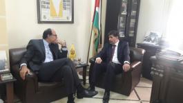 السفير عبد الهادي يلتقي وزير المصالحة السوري ويبحث معه أوضاع المخيمات