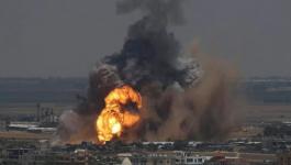 مدث بالصور: طائرات الاحتلال تستهدف مواقع وأراضِ في مختلف محافظات غزّة