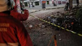 ارتفاع قتلى الزلزال المدمر في إندونيسيا إلى 98