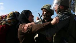 الاحتلال يعتقل فتاتين قاصرتين بالقدس.jpg