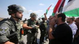 الاحتلال يقمع وقفة احتجاجية شرق الخليل