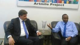 السفير عبد الهادي يبحث مع مسؤول بالأونروا أوضاع اللاجئين الفلسطينيين