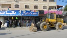 بلدية جنين تزيل التعديات في شارع الناصرة تمهيداً لمد خط كهرباء رئيسي