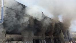 بالفيديو والصور: حريق ضخم يلتهم مشغل خياطة في طولكرم