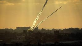 اطلاق صاروخ من غزة باتجاه المستوطنات الإسرائيلية.jpg