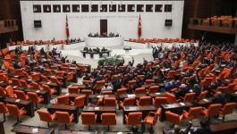 برلمان تركيا يقرّ الانتخابات وأردوغان مرشح للرئاسة