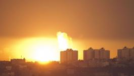 طائرات الاحتلال الحربية تشن سلسلة غارات على أهداف بقطاع غزّة