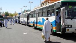 تعطّل حافلة تقل 40 حاج فلسطيني وسط الصحراء.jpg