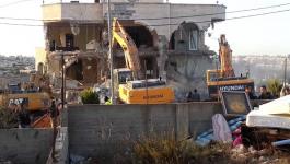 الاحتلال يخطر بهدم عدد من منازل مخيم عقبة جبر في أريحا