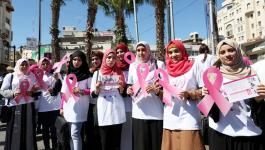 حملة توعوية للكشف المبكر عن سرطان الثدي في أريحا.jpg