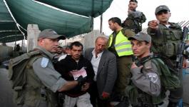 شرطة الاحتلال تعتقل 98 عاملاً فلسطينياً بحجة عدم حيازة تصريح دخول