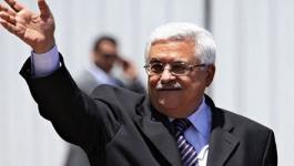 الرئيس محمود عباس يهنئ