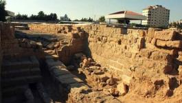 وزارة السياحة تستنكر تجدد أعمال التدمير في موقع تل السكن الأثري بغزة.jpg