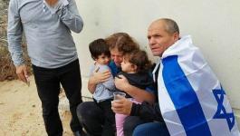 بالصور: هلع إسرائيلي أثناء سماع دوي صافرات الإنذار في احتفال بميلاد 