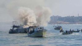 زوارق الاحتلال تطلق النار صوب مراكب الصيادين ببحر غزة.jpg