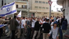 مسيرة استفزازية للمستوطنين في تل الرميدة بالخليل.jpg