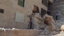 بالصور: إصابة 3 مواطنين بانهيار صخري في نابلس