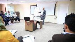 أبو زيد يحاضر بالمشاركين في برنامج التدريب التحضيري للموظفين المعينين حديثاً