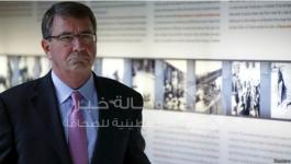 وزير الدفاع الأمريكي أشتون