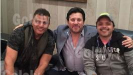 الصدفة تجمع عمرو دياب بهاني شاكر ومحمد هنيدي.. شاهد 