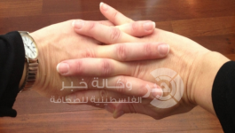 طقطقة الأصابع
