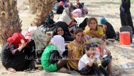 أسر عراقية فرت من مدينة الرمادي على الحدود الجنوبية الغربية لبغداد 