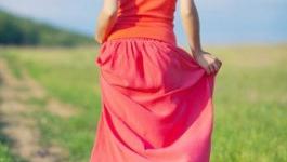 المشي حفاة القدمين يعود علينا بمنافع صحية عديدة