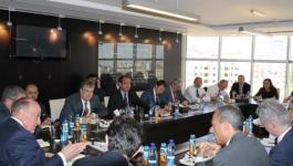 وزير المالية يعقد لقاءً تشاورياً مع سفراء ورؤساء بعثات الاتحاد الاوروبي