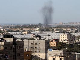 الاحتلال يطلق قذيفة مدفعية نحو أرض زراعية شرق محافظة رفح