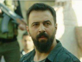 بالصورة : صورة من مسلسل قديم لتيم حسن تثير سخرية المتابعين!