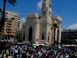 مصر.. الحكم بالسجن 3 سنوات على 55 متهماً
