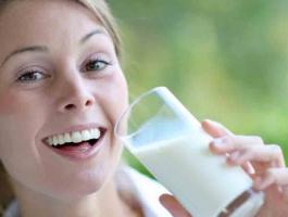 woman-drinking-milk-980x490