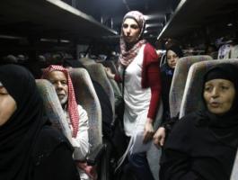 40 من أهالي أسرى غزة يزورون ذويهم في سجن رامون