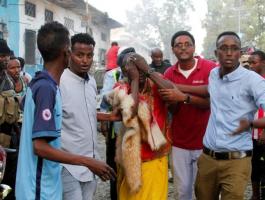 الشرطة:هجوم إسلاميين على فندق بالعاصمة الصومالية يسفر عن 25 قتيلا