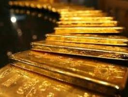 الذهب: يرتفع مع انخفاض الدولار أمام 