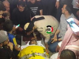 بالصور: جماهير رفح تشيع جثامين 3 شهداء ارتقوا خلال قصف اسرائيلي أمس