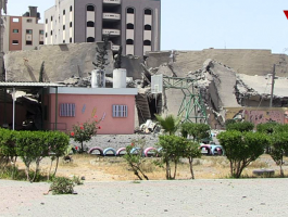 شاهد بالفيديو: دمار هائل بمدرسة أساسية للبنات في غزّة بعد قصف برج القمر