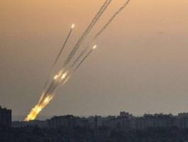 الإعلام العبري يزعم إطلاق 5 صواريخ تجريبية من غزّة تجاه البحر