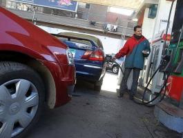 مصر: ضجة بشأن رفع أسعار الوقود