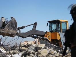 آليات الاحتلال تجرف أراضي في بيت جالا تمهيدًا لشق نفق