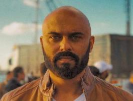 أحمد صلاح حسني