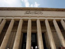 محكمة جنايات القاهرة تحكم بالمؤبد لقيادات الإخوان في 