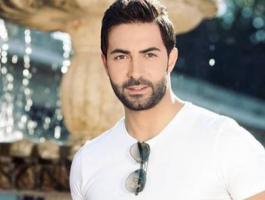 لكارلوس عازار